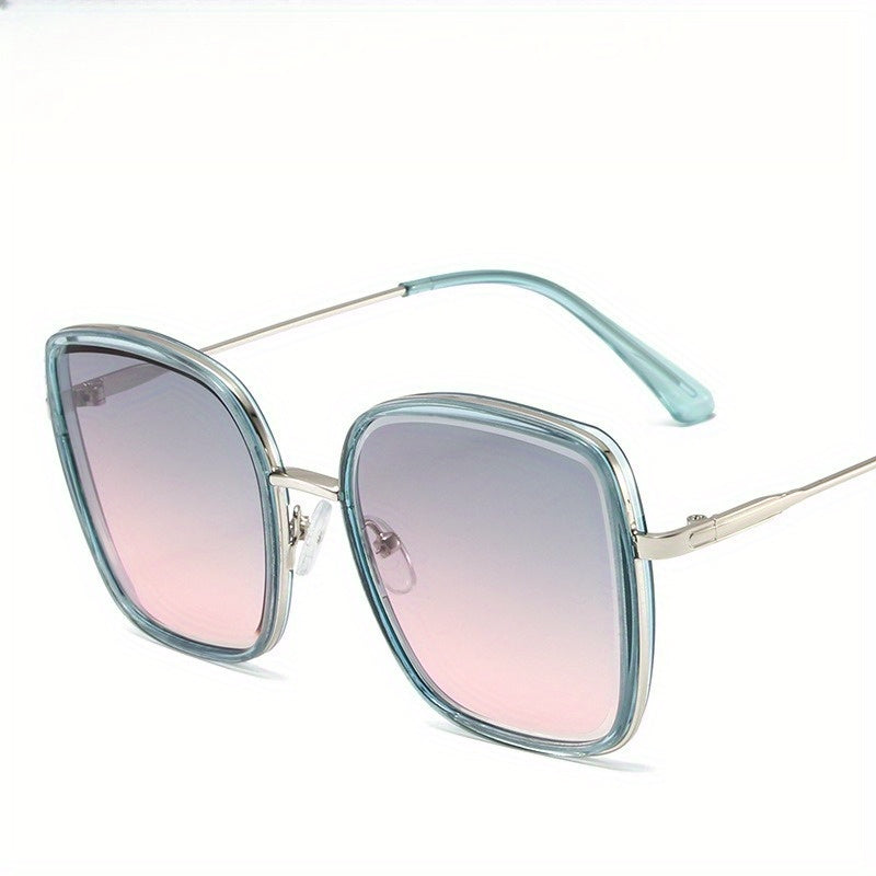 Chic Transparent with Blue Light Blocking Lenses & Striped Frame - Lightweight Durable Design for Fashion-Forward Style, Versatile for Casual & Formal Outfits, Eyewear, Stylish Shades, Highquality Eyewear, Trendy Eyewear, Fashion Lovers, Office Workers
